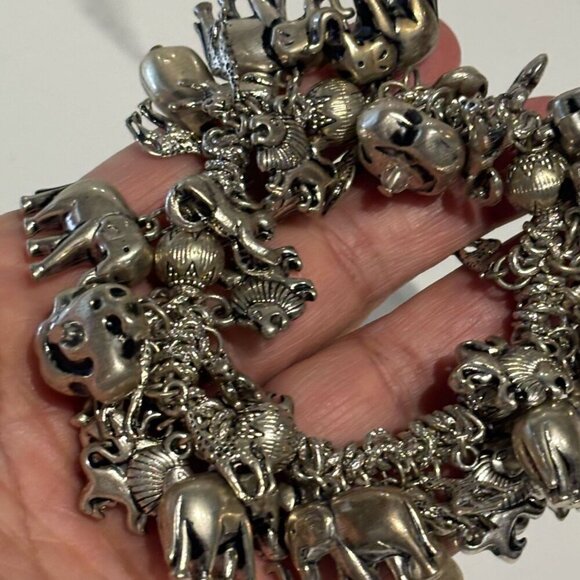 Vintage Elephant Giraffe Rhino Lion Stretchable Bracelet Silver Plated Sz Large - Picture 5 of 6